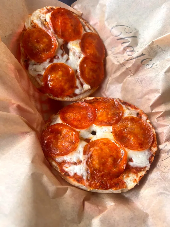 Pepperoni pizza bagel